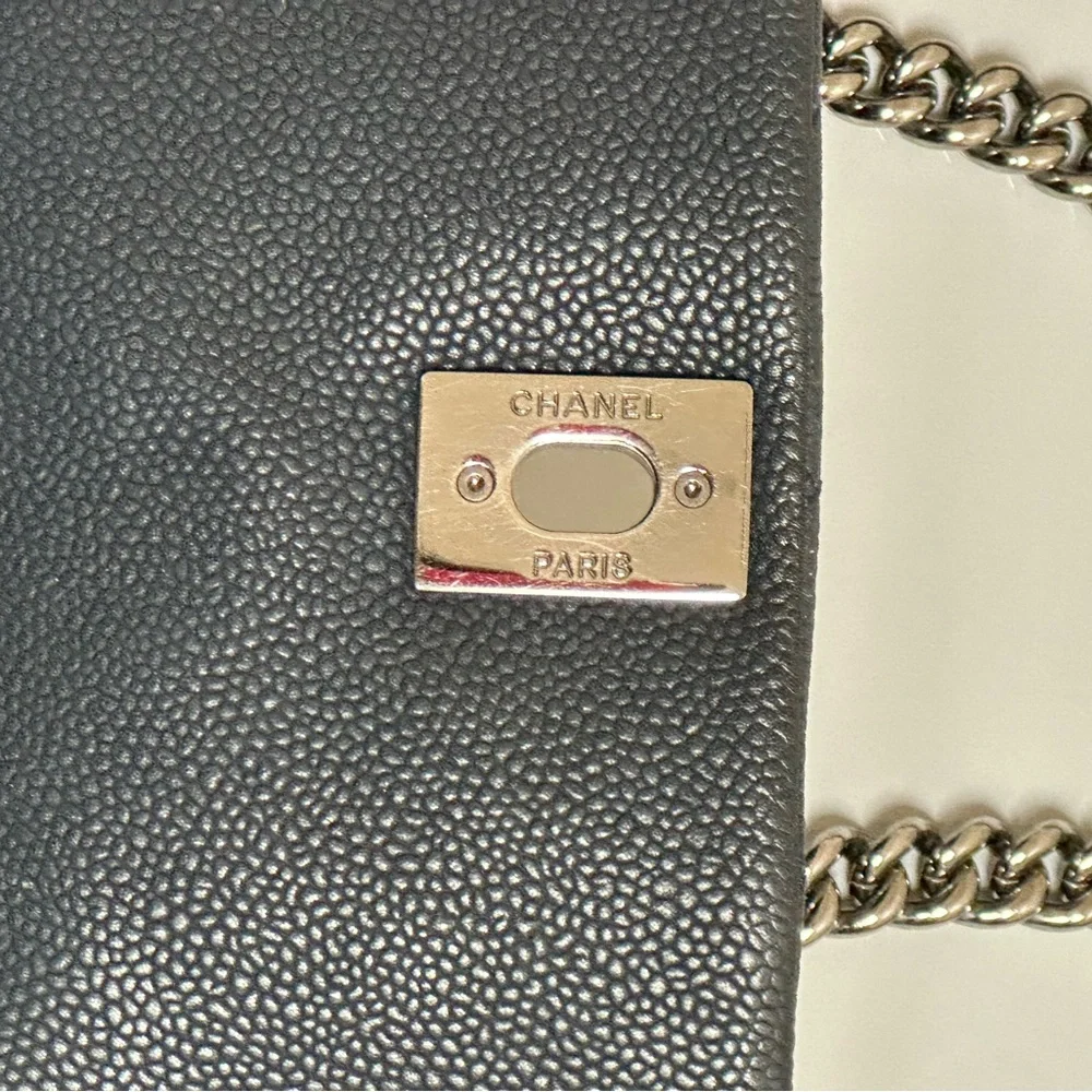 ❌SOLD❌ Chanel Quilted Bag Navy Blue - Picture 11 of 16